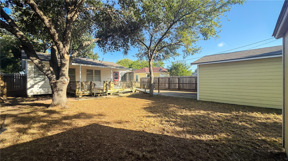 4334 Randall Dr Property Photo 32