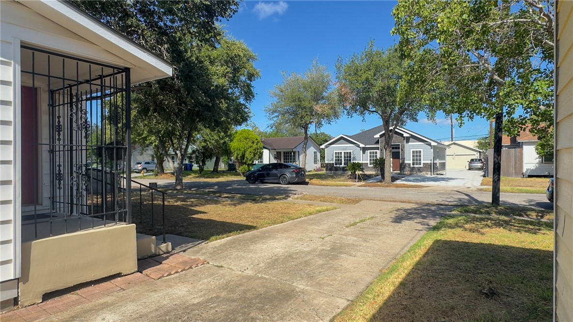 4334 Randall Dr Property Photo 36