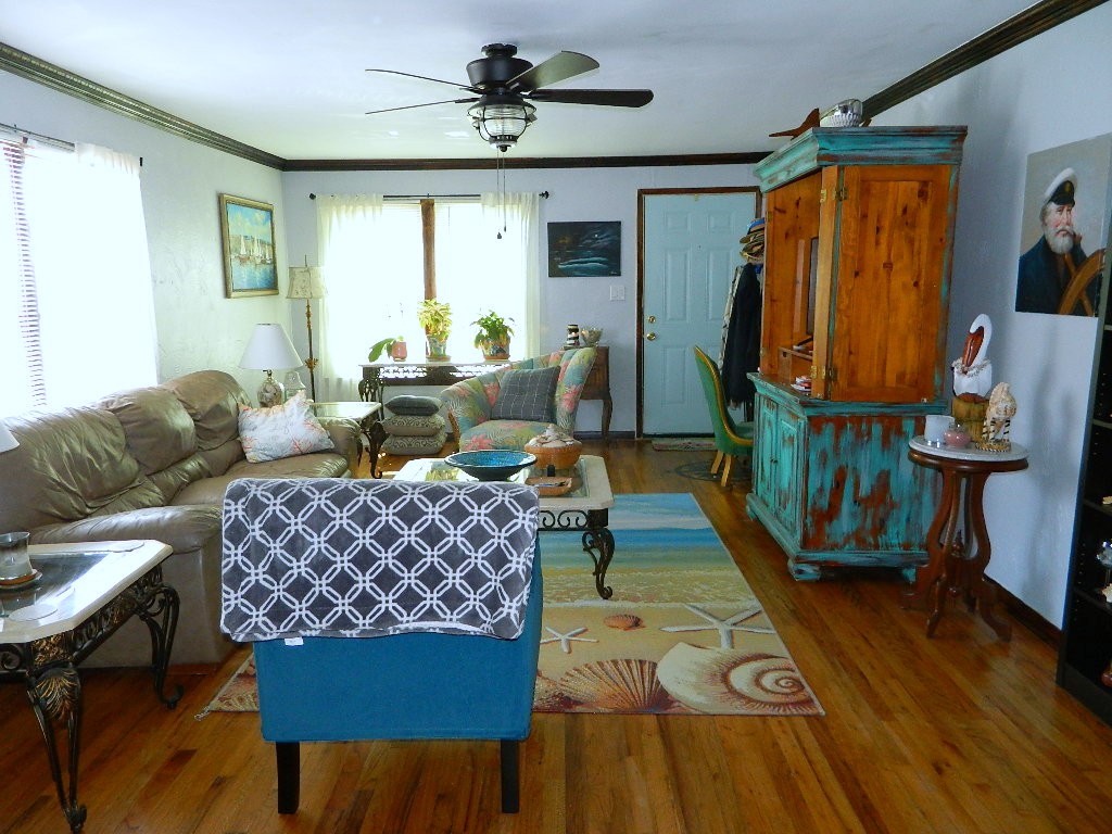 320 S Lamont St Property Photo 13