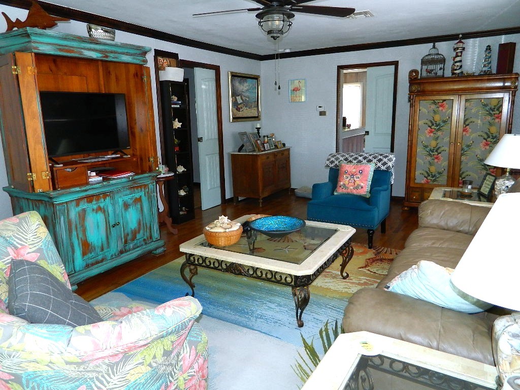 320 S Lamont St Property Photo 16