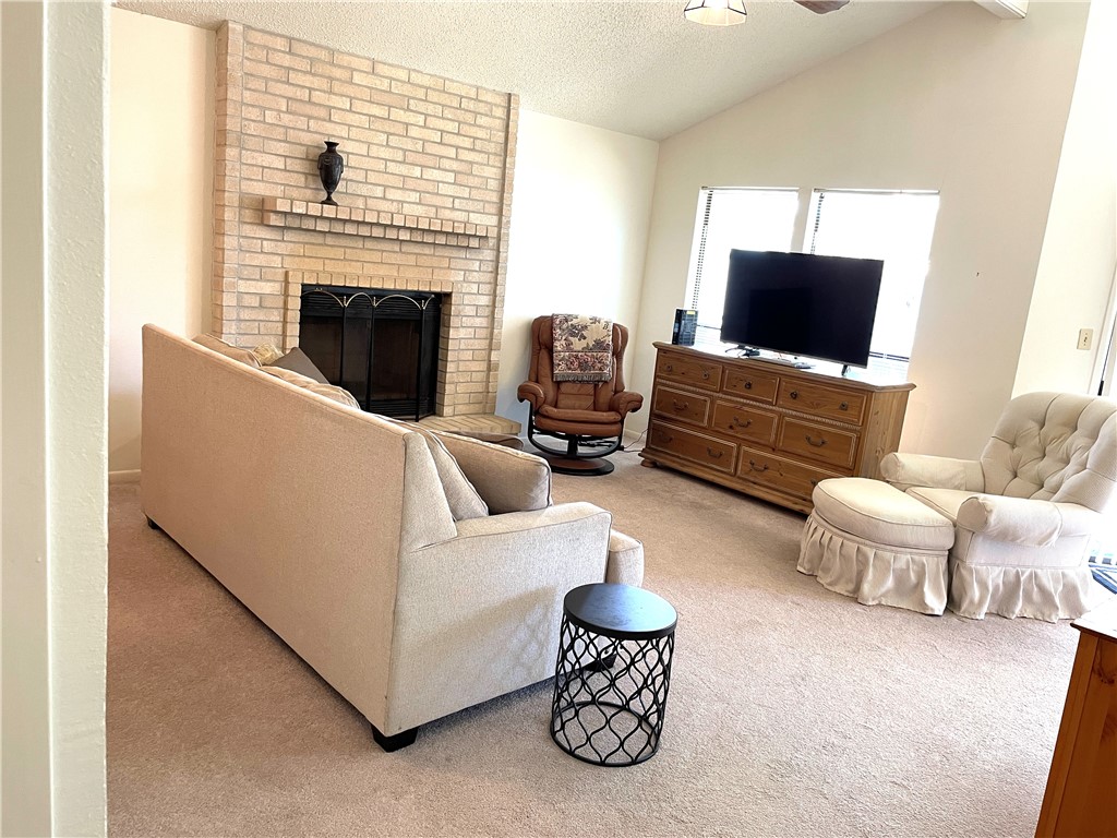 4610 Vail St Property Photo 3