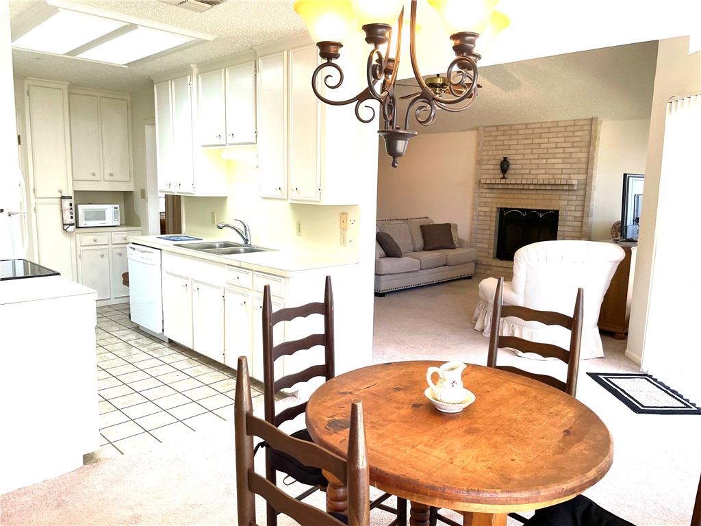 4610 Vail St Property Photo 8