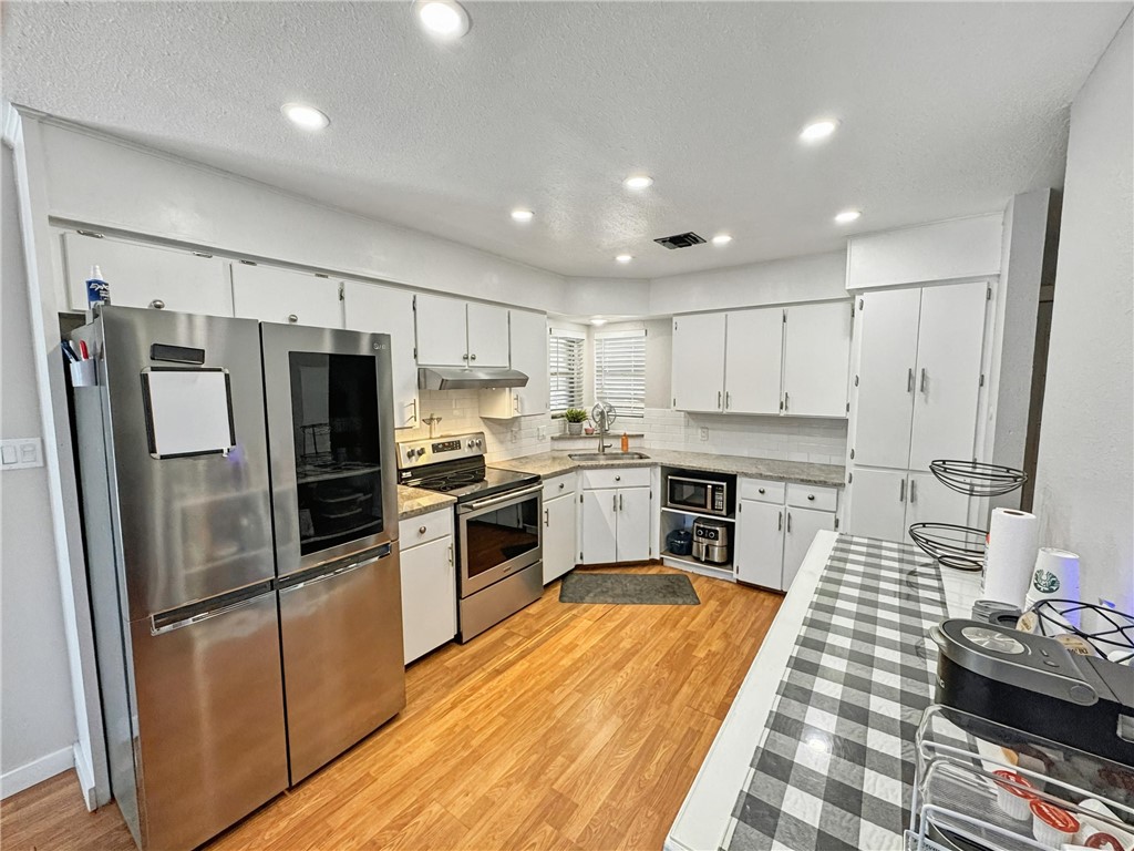 3505 Crestside Dr Property Photo 9