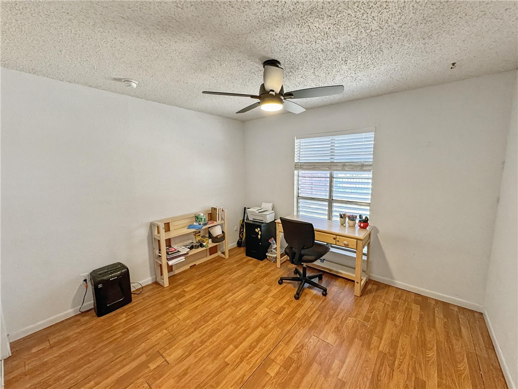 3505 Crestside Dr Property Photo 16