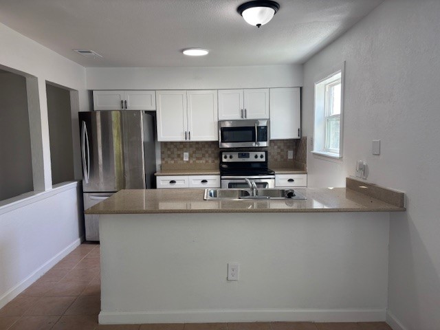 7330 New Brunswick Dr Property Photo 3