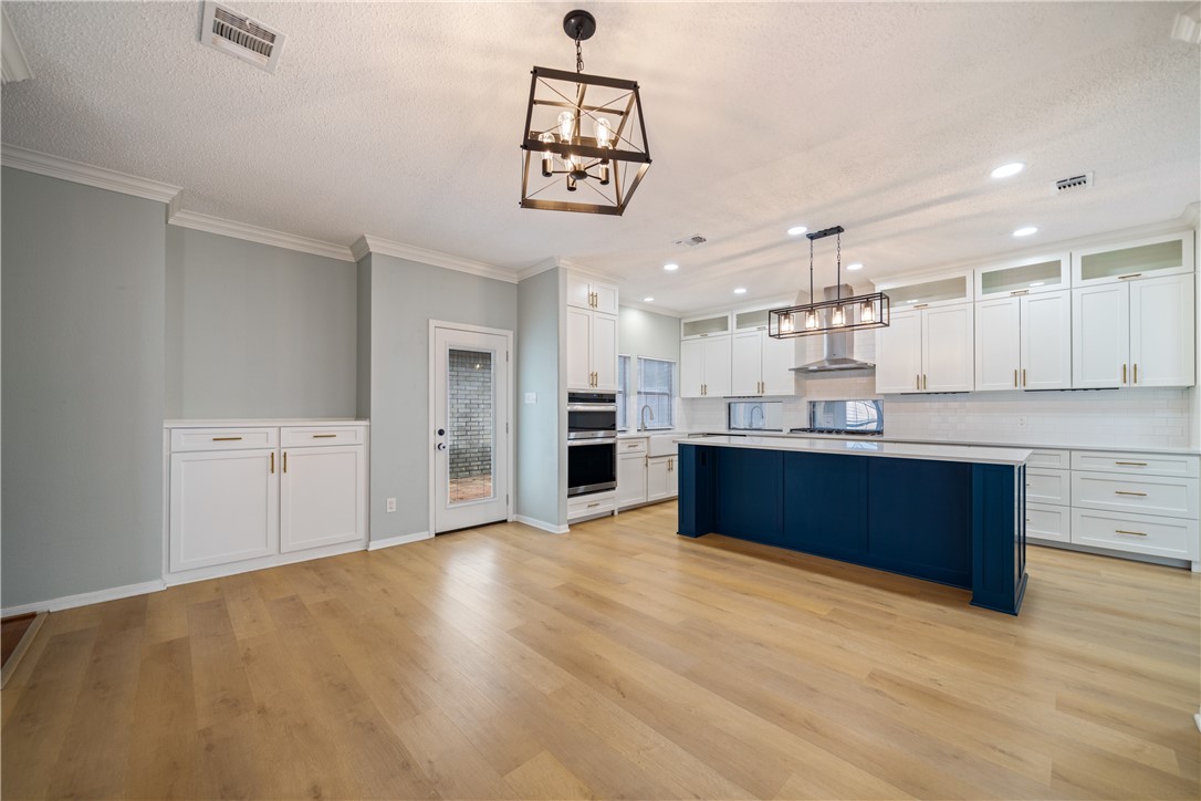 7534 Annemasse St Property Photo 12