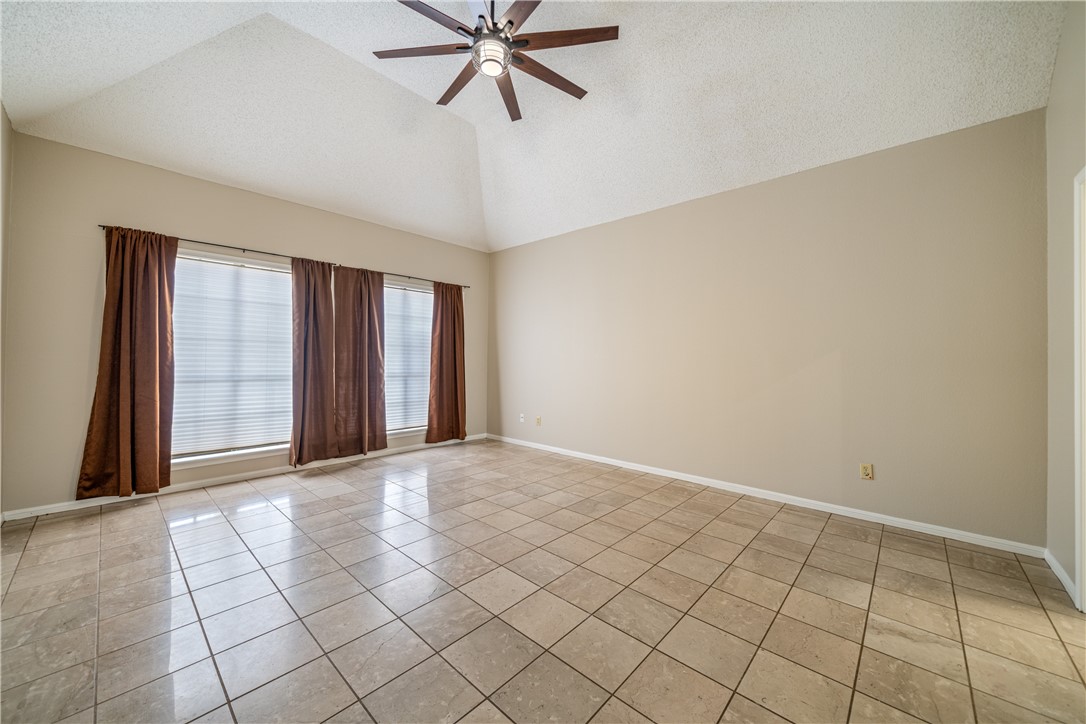 7534 Annemasse St Property Photo 21