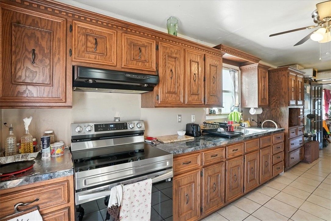 6313 County Road 1612 Property Photo 11