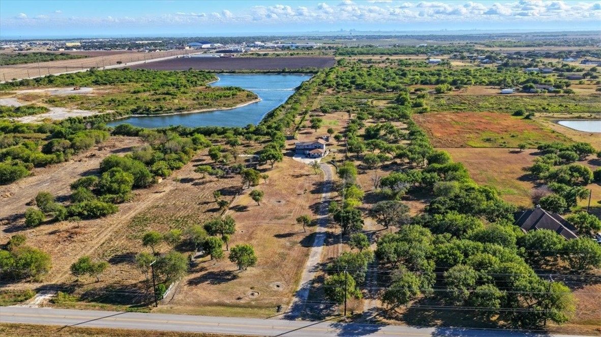 6313 County Road 1612 Property Photo 28