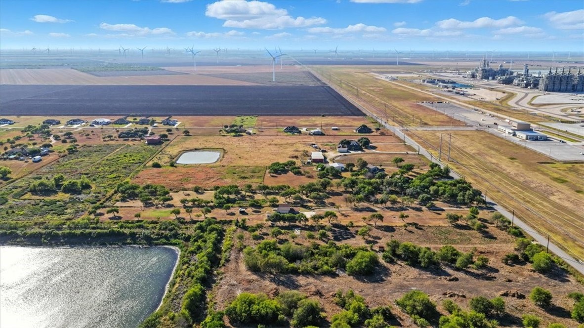 6313 County Road 1612 Property Photo 29