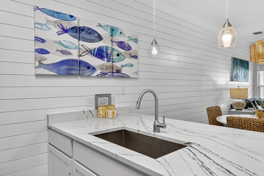 1813 S 11th St 102 Property Photo 9