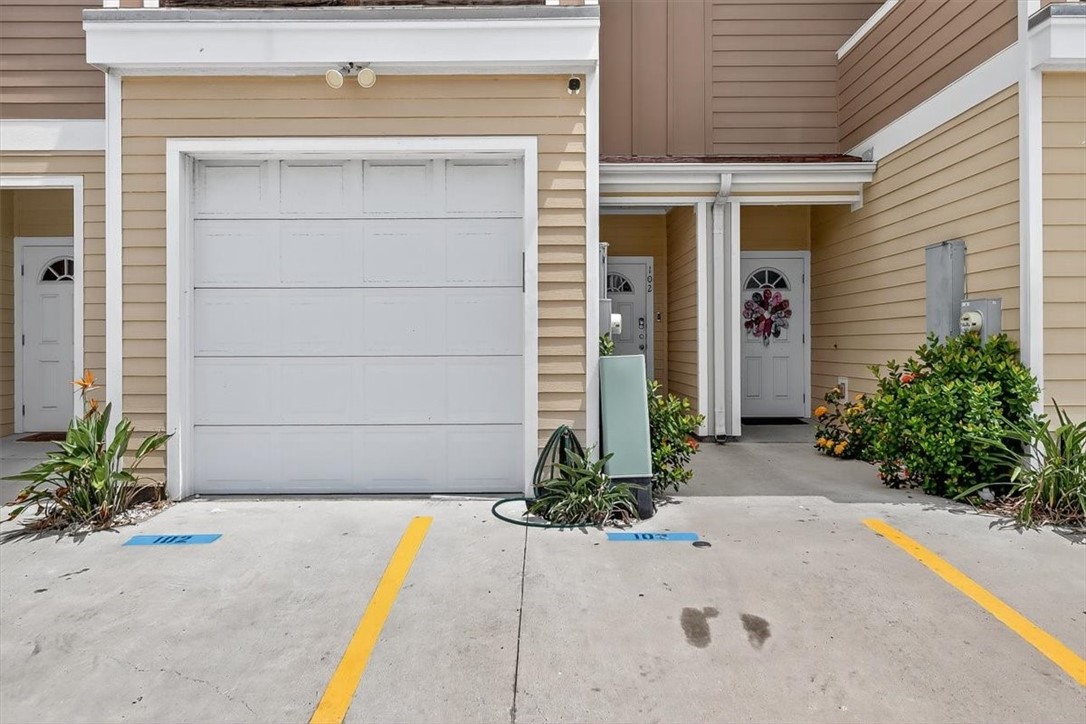 1813 S 11th St 102 Property Photo 30