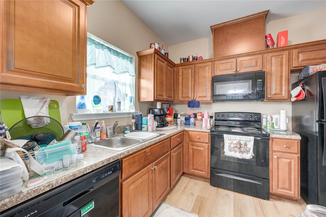 1609 W Manor Dr Property Photo 5