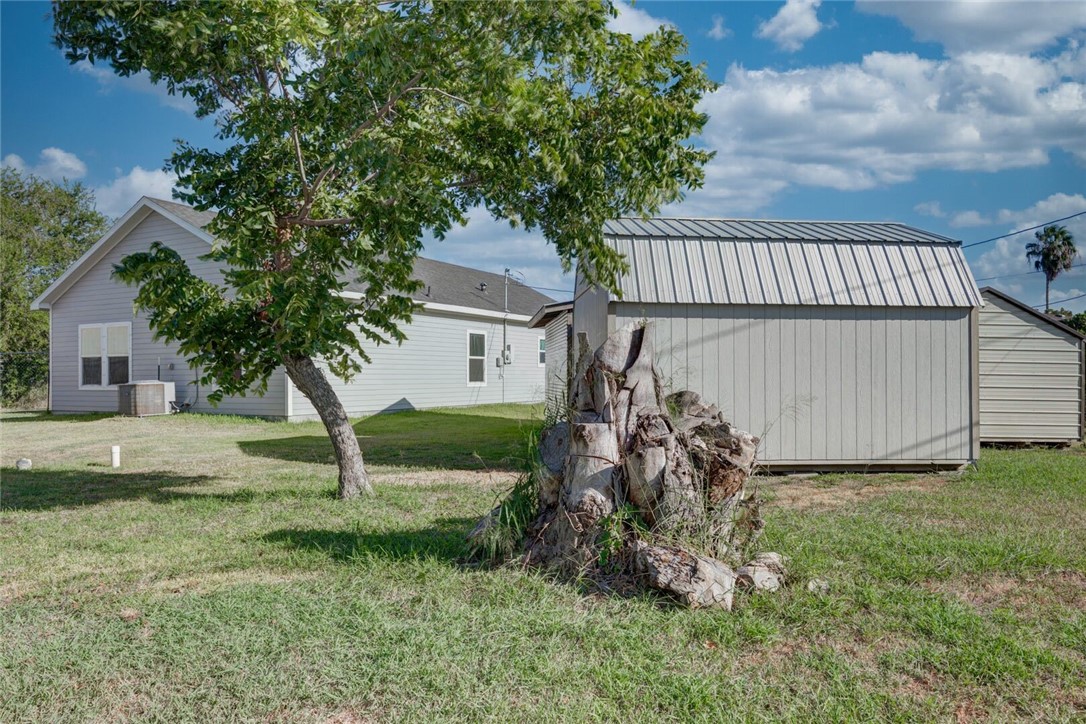 1609 W Manor Dr Property Photo 19