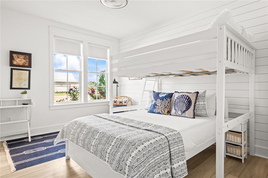 284 Sunrise Ave 4b Property Photo 7