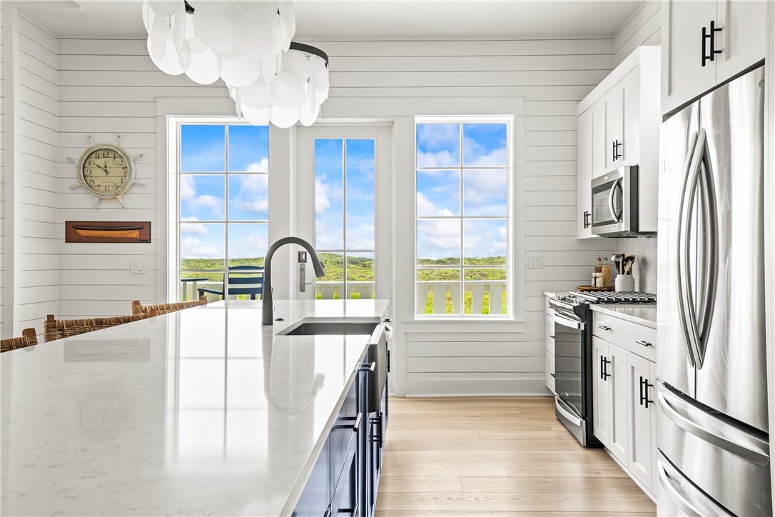 284 Sunrise Ave 4b Property Photo 16