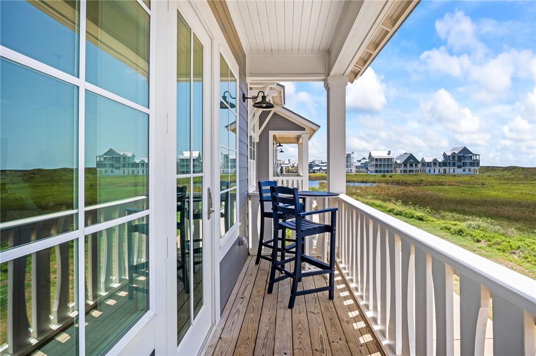 284 Sunrise Ave 4b Property Photo 24