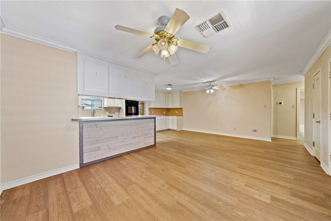 14141 Bounty Ave Property Photo 11