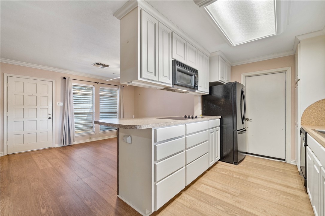 14141 Bounty Ave Property Photo 16