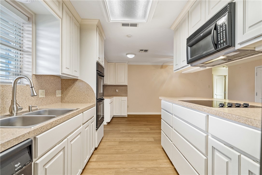 14141 Bounty Ave Property Photo 17