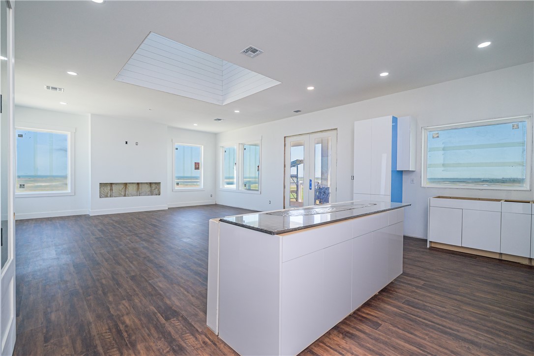 113 Port Saint Claire Property Photo 18