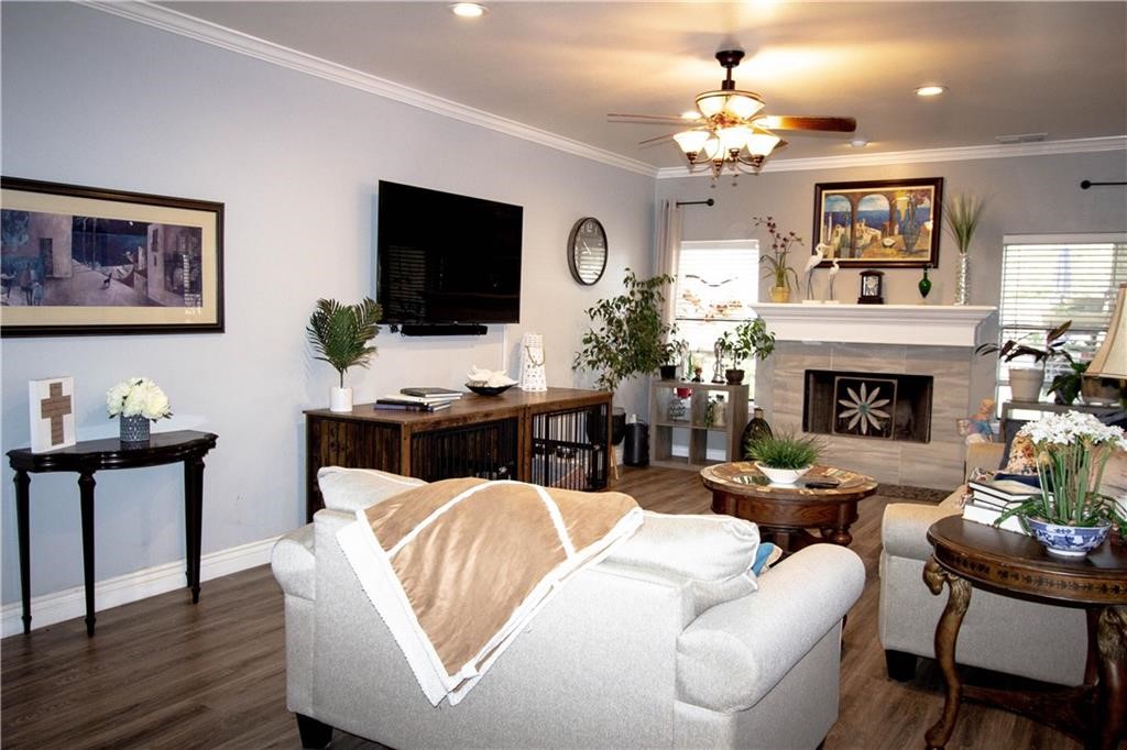 5113 Queens Ct Property Photo 3