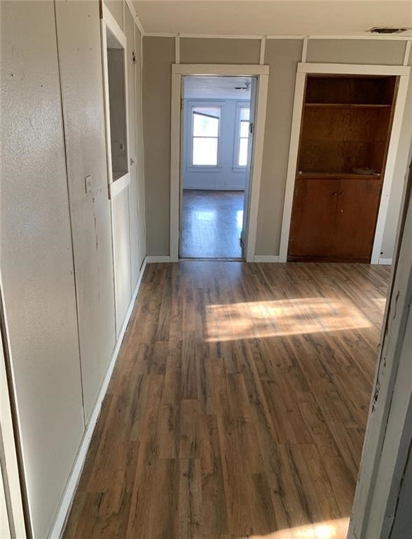 225 E Main St Property Photo 11