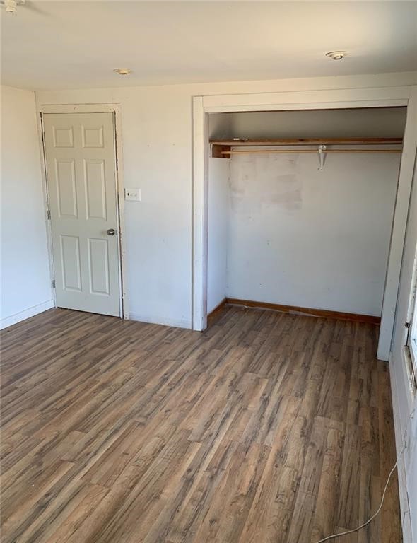 225 E Main St Property Photo 16