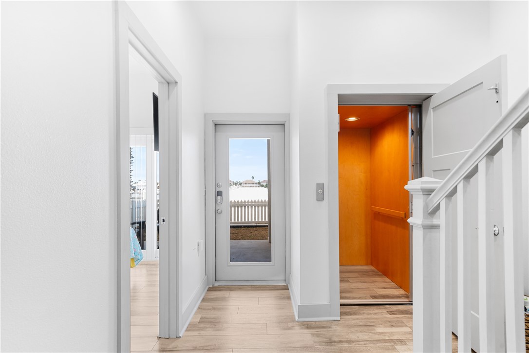 200 Piper Blvd B4 Property Photo 5