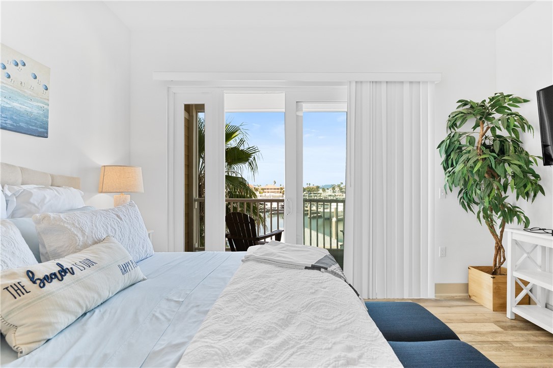 200 Piper Blvd B4 Property Photo 16