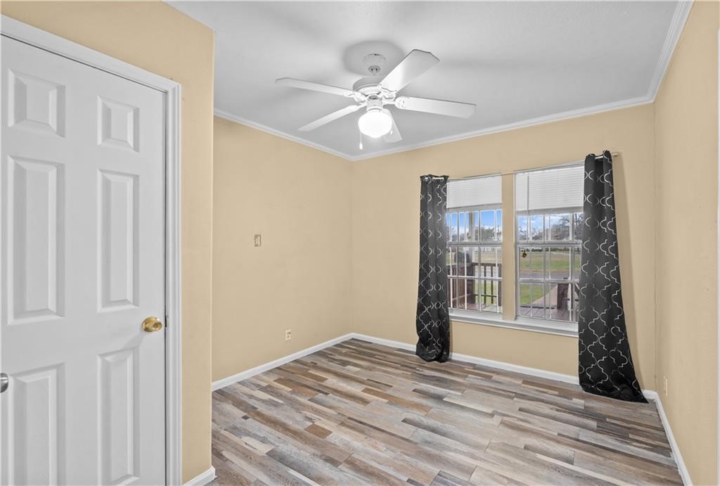 1541 Clodah Dr Property Photo 4