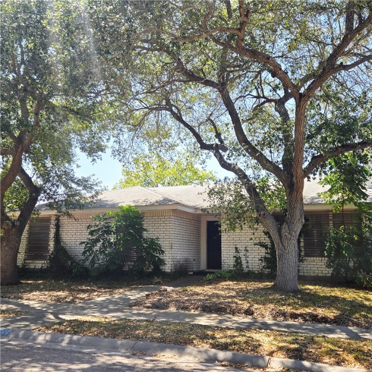 7322 Pepper Ridge Property Photo 1