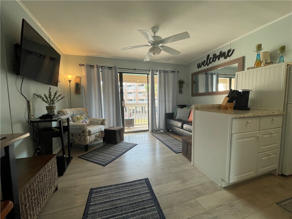 3938 Surfside Blvd 3124 Property Photo 7