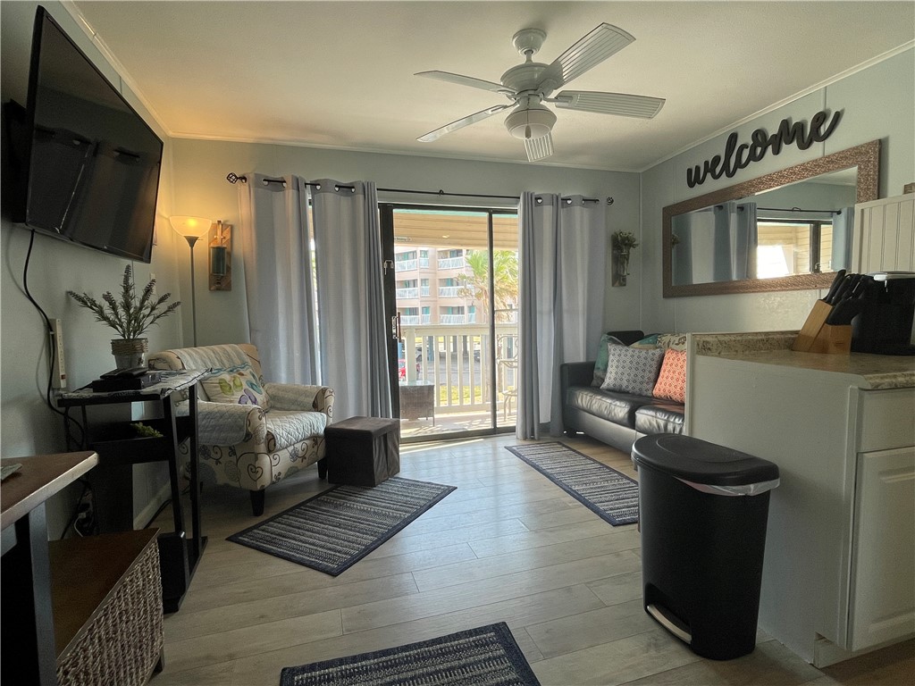 3938 Surfside Blvd 3124 Property Photo 8