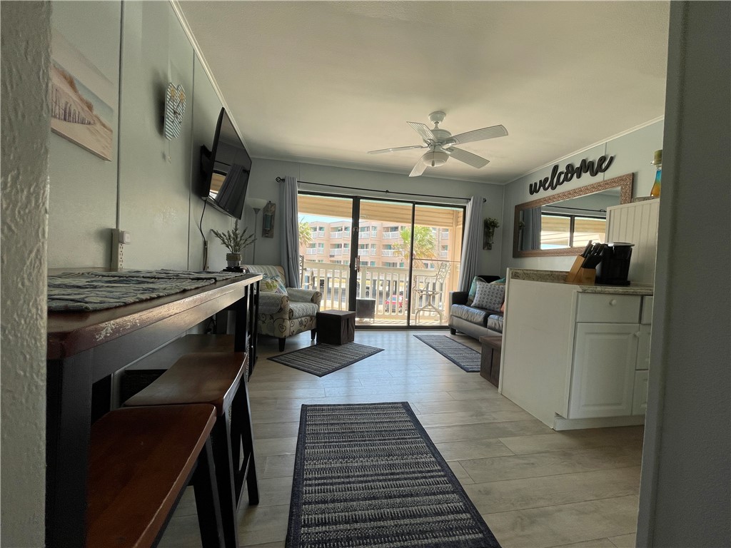 3938 Surfside Blvd 3124 Property Photo 9