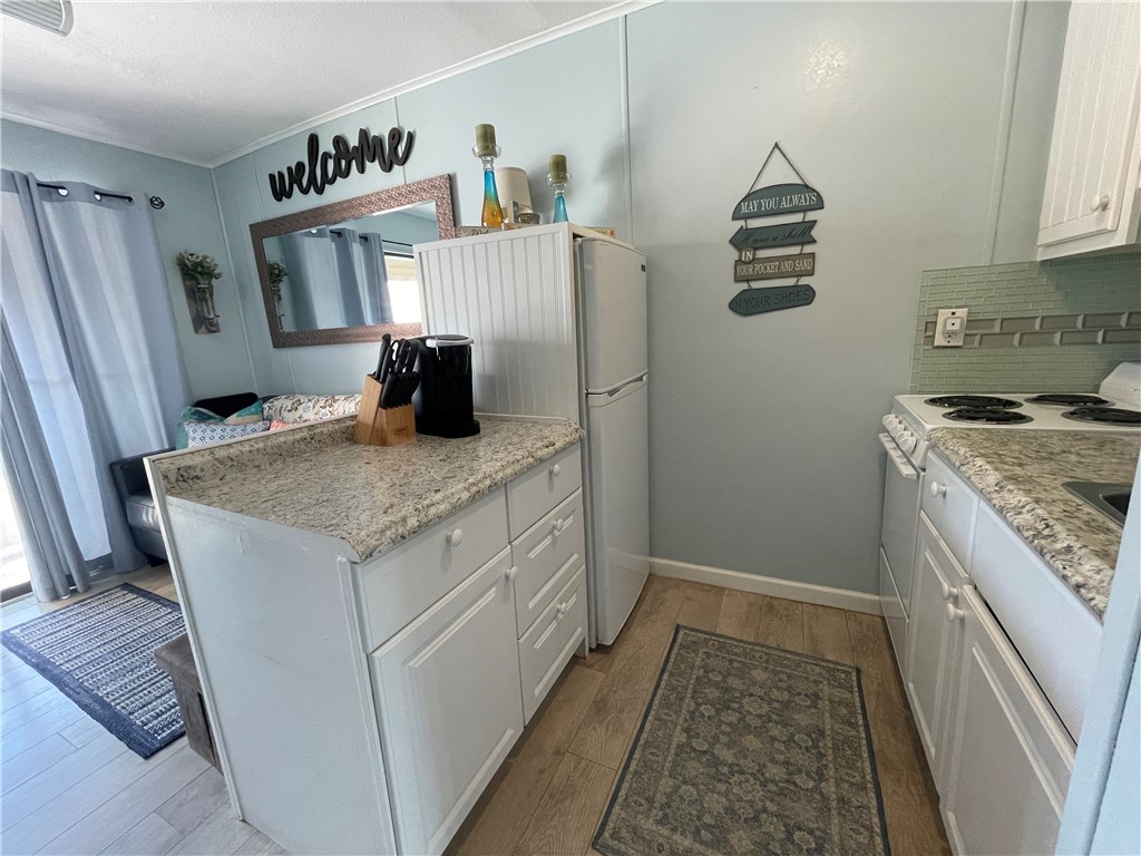 3938 Surfside Blvd 3124 Property Photo 20