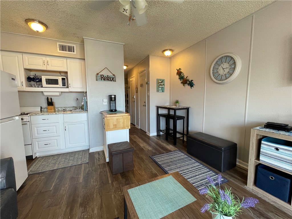 3938 Surfside Blvd 3344 Property Photo 14