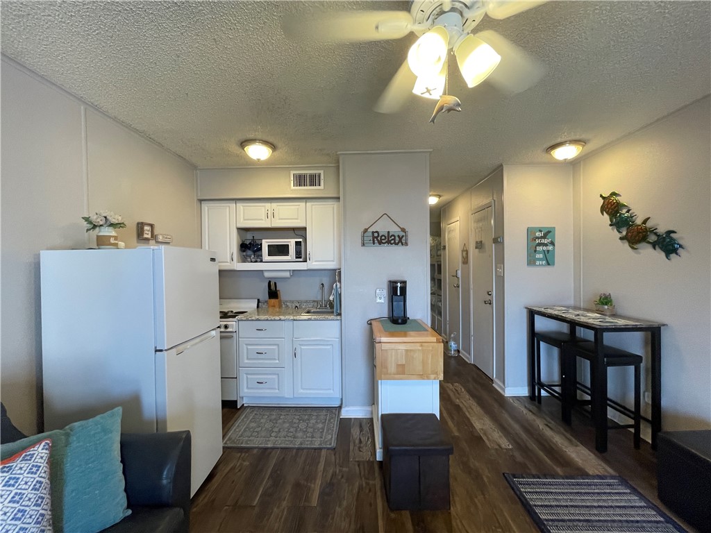 3938 Surfside Blvd 3344 Property Photo 15