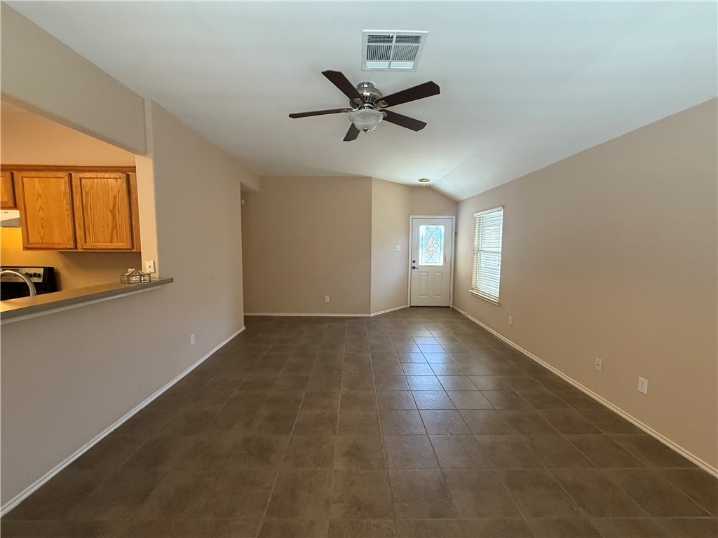 418 Oak Glen Dr Property Photo 10