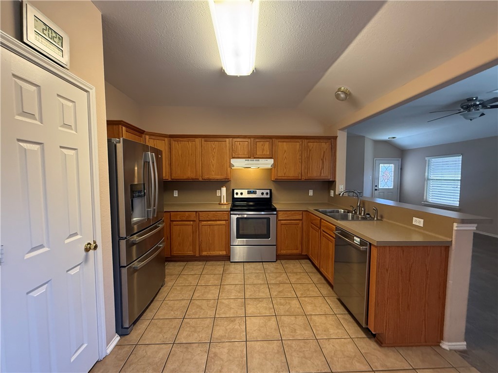 418 Oak Glen Dr Property Photo 13