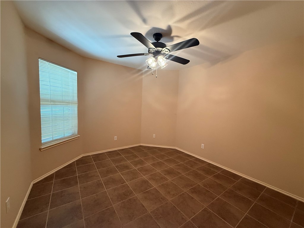 418 Oak Glen Dr Property Photo 30