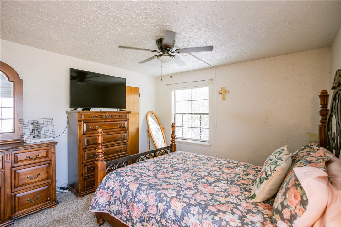 324 Stirrup Property Photo 28