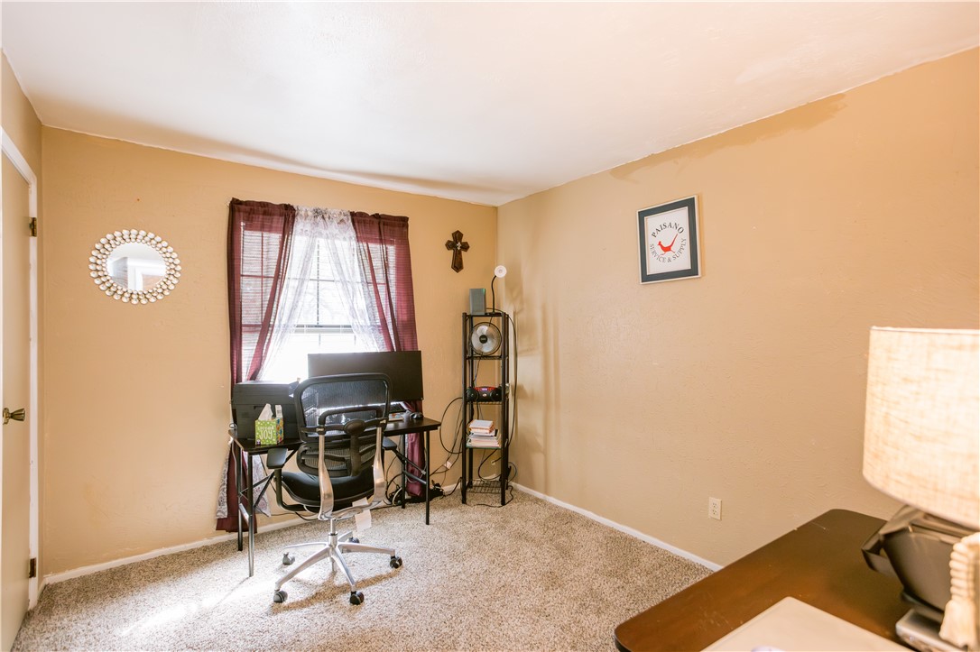 324 Stirrup Property Photo 37