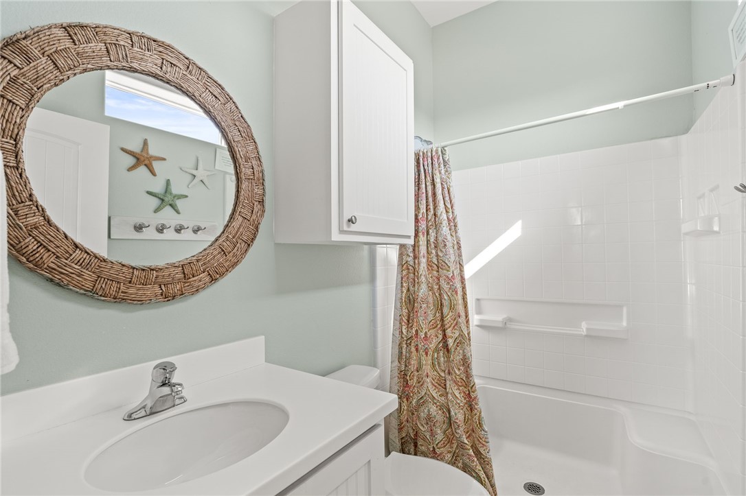 640 Gulf Village Dr Property Photo 28