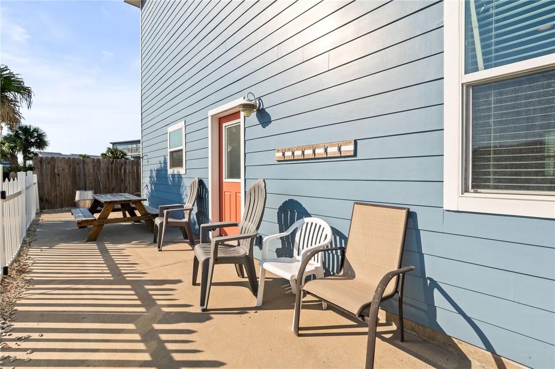 640 Gulf Village Dr Property Photo 30