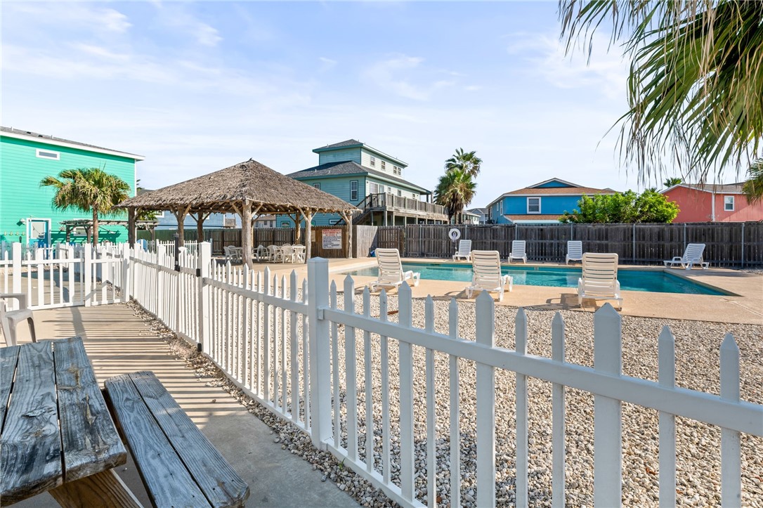 640 Gulf Village Dr Property Photo 31