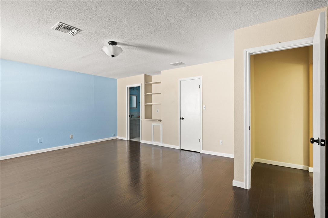 15525 Cuttysark St Property Photo 17