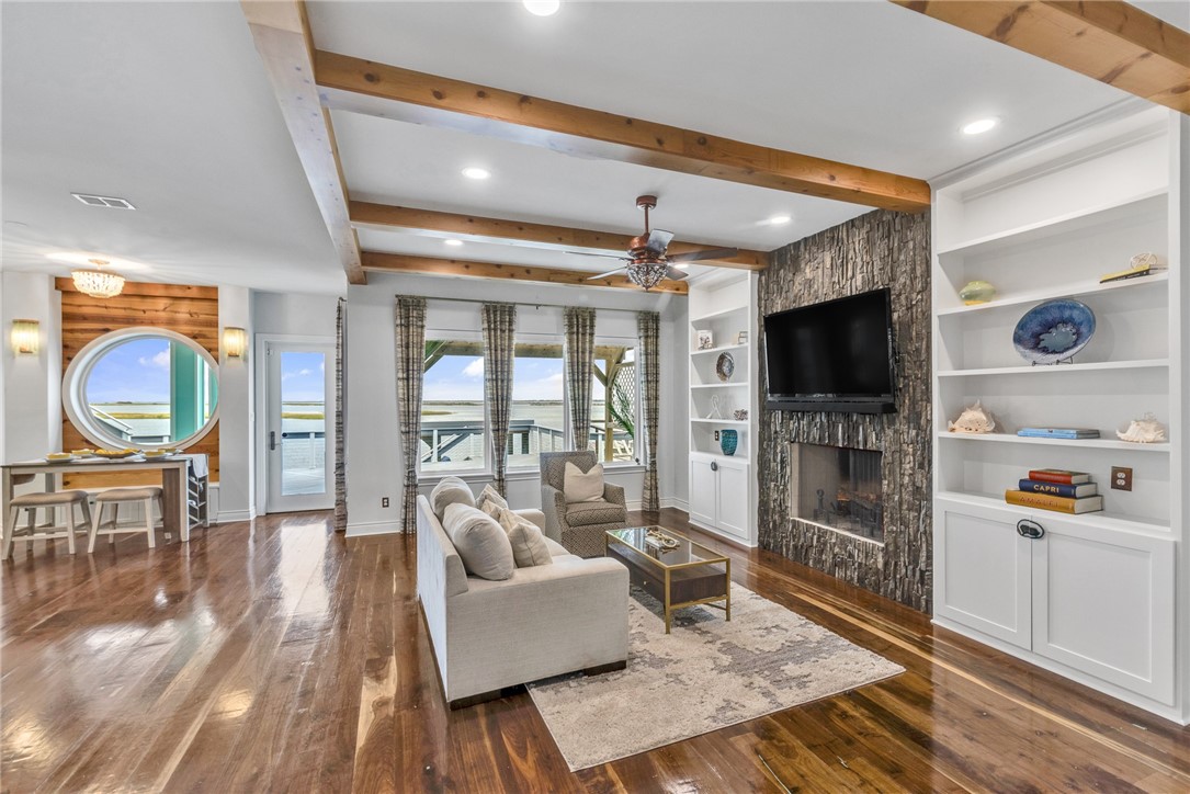 13505 Port Royal Ct Property Photo 5