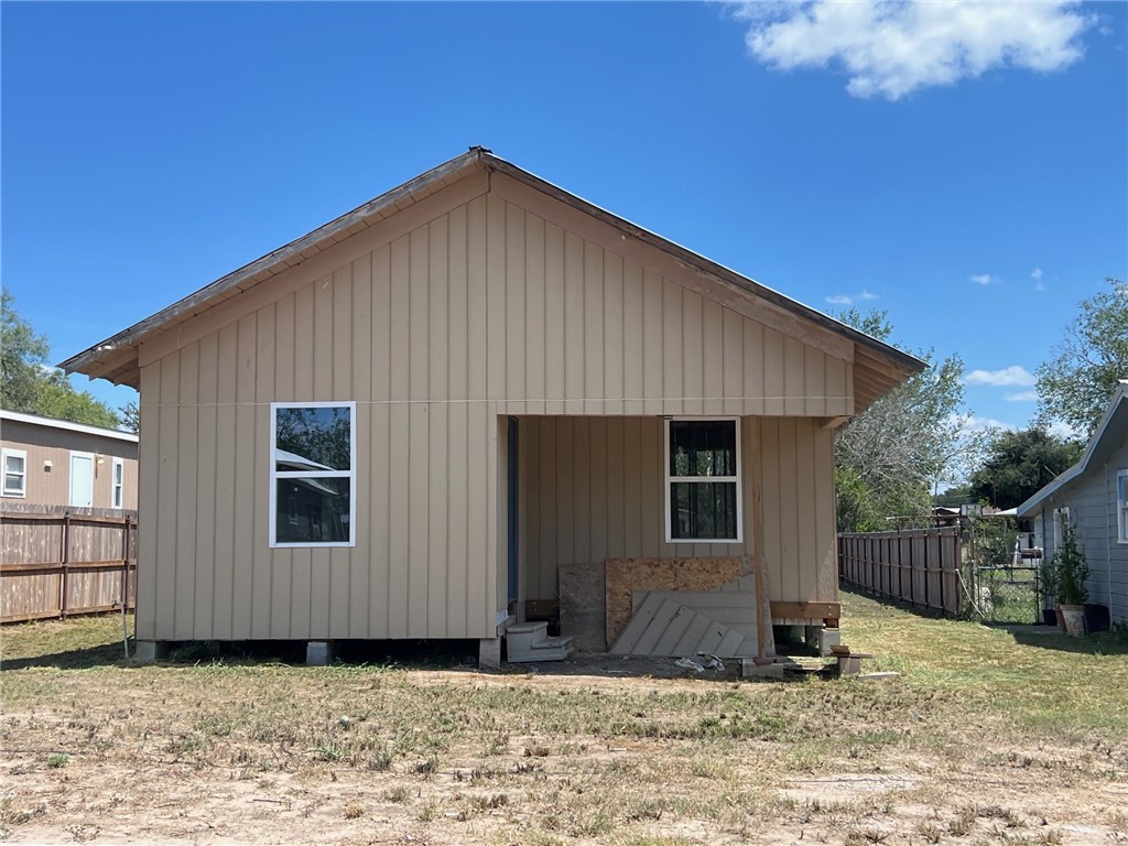 1708 Hackberry Property Photo 1