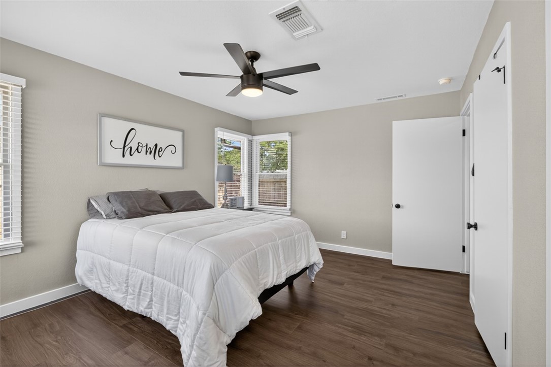 332 Doddridge St Property Photo 17